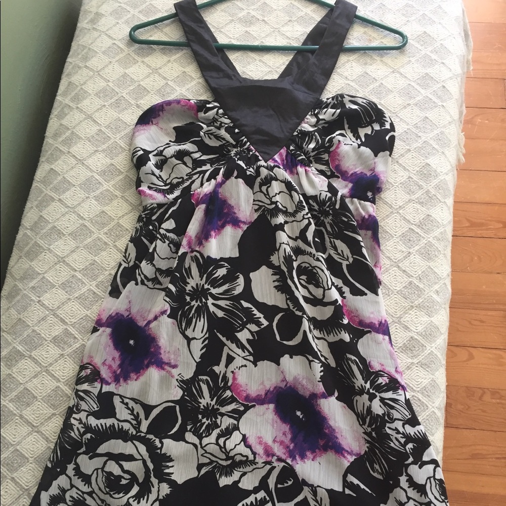 Floral Summer Dress. Black / purple